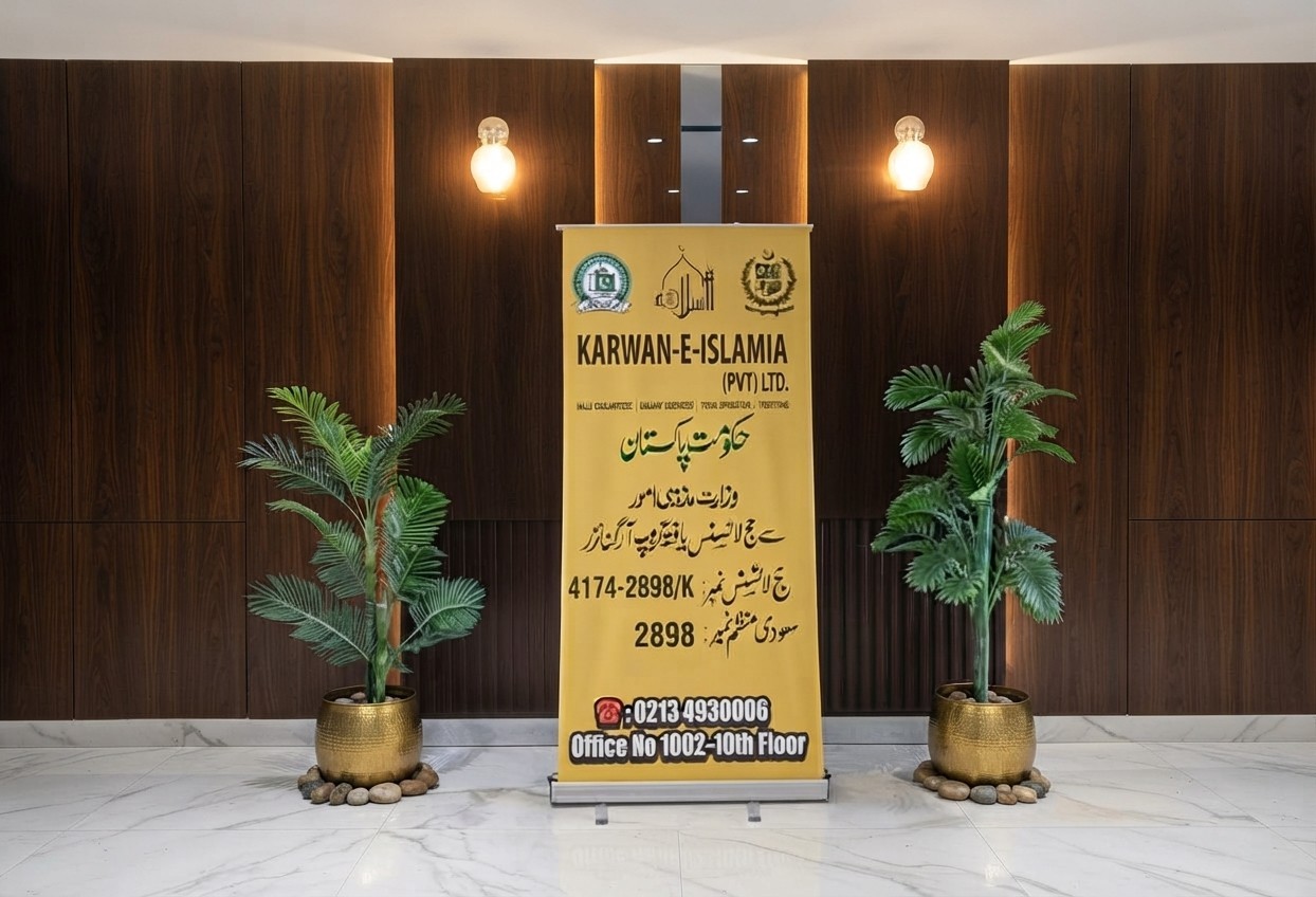 Karwan-e-Islamia (Pvt) Ltd office stand with the Hajj licence No. 4174-2898/K and Saudi Munazzam No. 2898